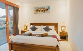 Pandu Guest House